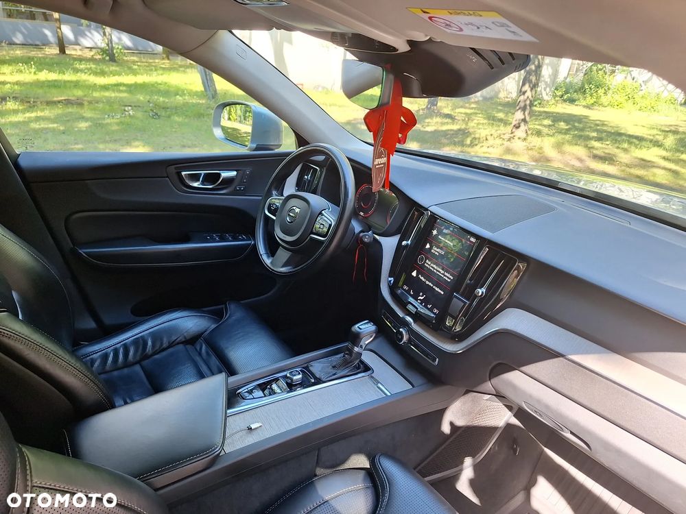 Volvo XC 60 D5 AWD Geartronic Inscription - 10