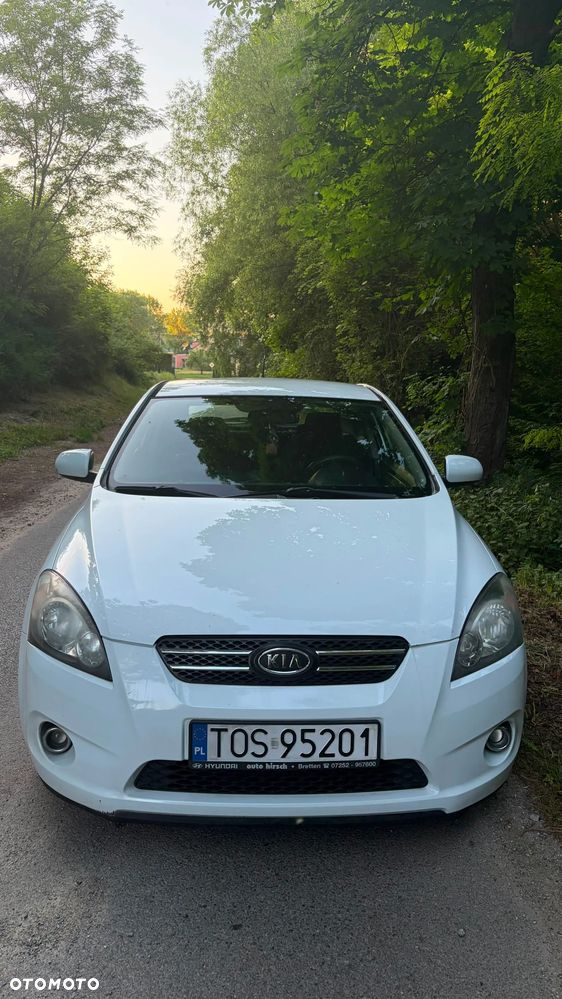 Kia Ceed 1.6 L - 7