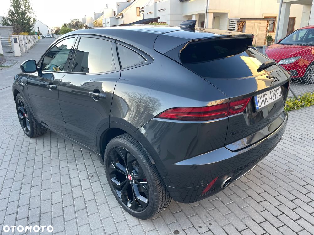 Jaguar E-Pace 2.0 P300 mHEV AWD 300 Sport - 8
