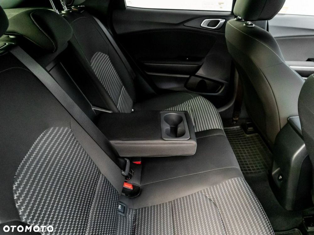 Kia XCeed 1.5 T-GDI M DCT - 19