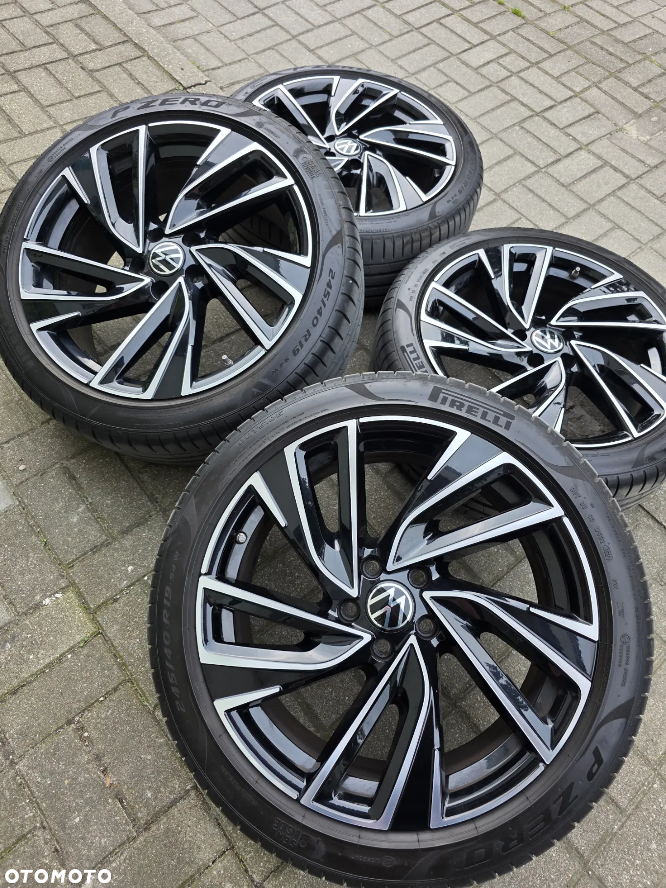 Volkswagen Arteon 2.0 TSI 4Motion R DSG - 28
