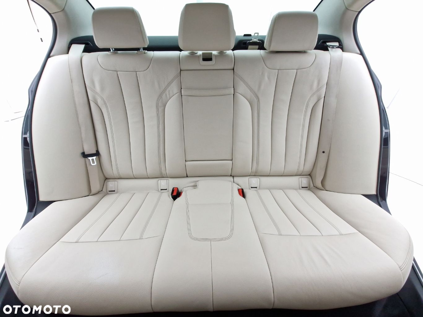 BMW Seria 5 520i Luxury Line - 22