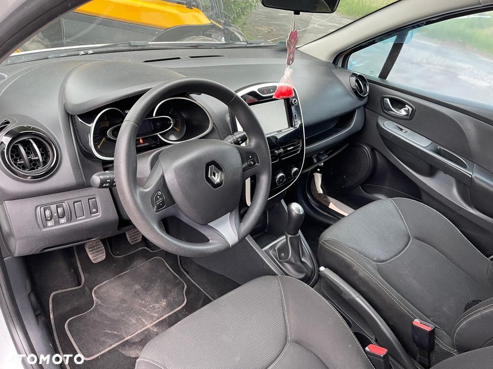 Renault Clio dCi 75 Stop & Start Expression - 10