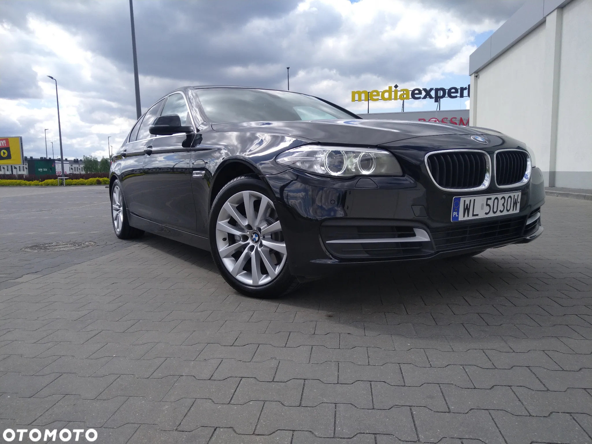 BMW Seria 5 520d xDrive - 18
