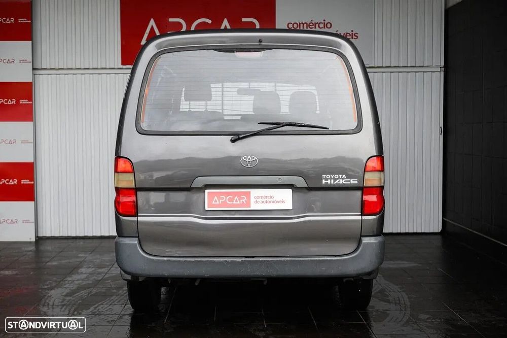 Toyota HiAce 2.4 D LXH12LG - 4