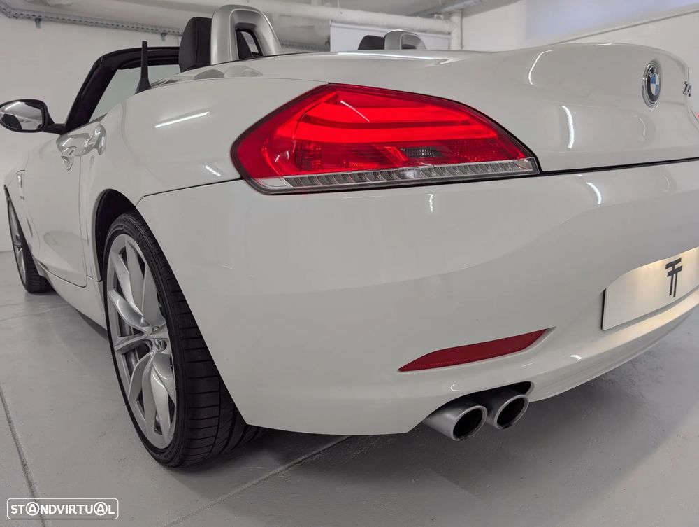 BMW Z4 23 i - 19