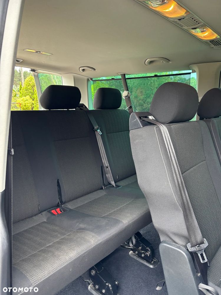 Volkswagen Caravelle 2.0 TDI L2 Comfortline DSG - 10