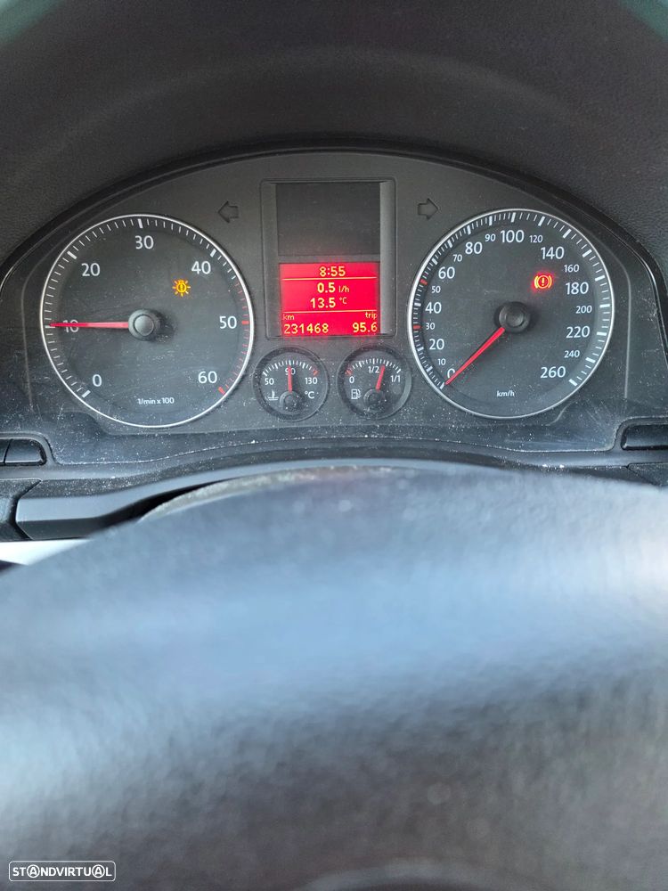 VW Golf 2.0 TDi Comfortline - 2