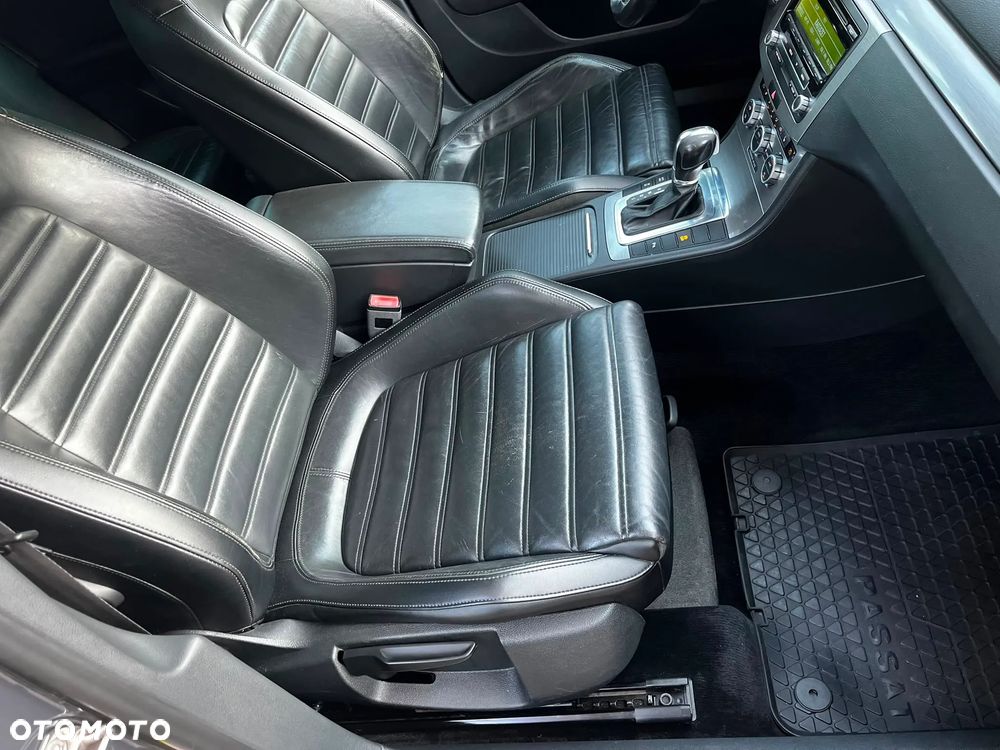 Volkswagen Passat 2.0 TDI Comfortline DSG - 21