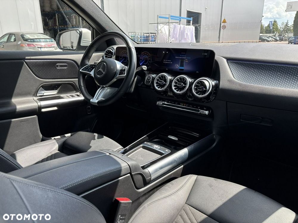 Mercedes-Benz EQA 250+ 70.5kWh Progressive - 14
