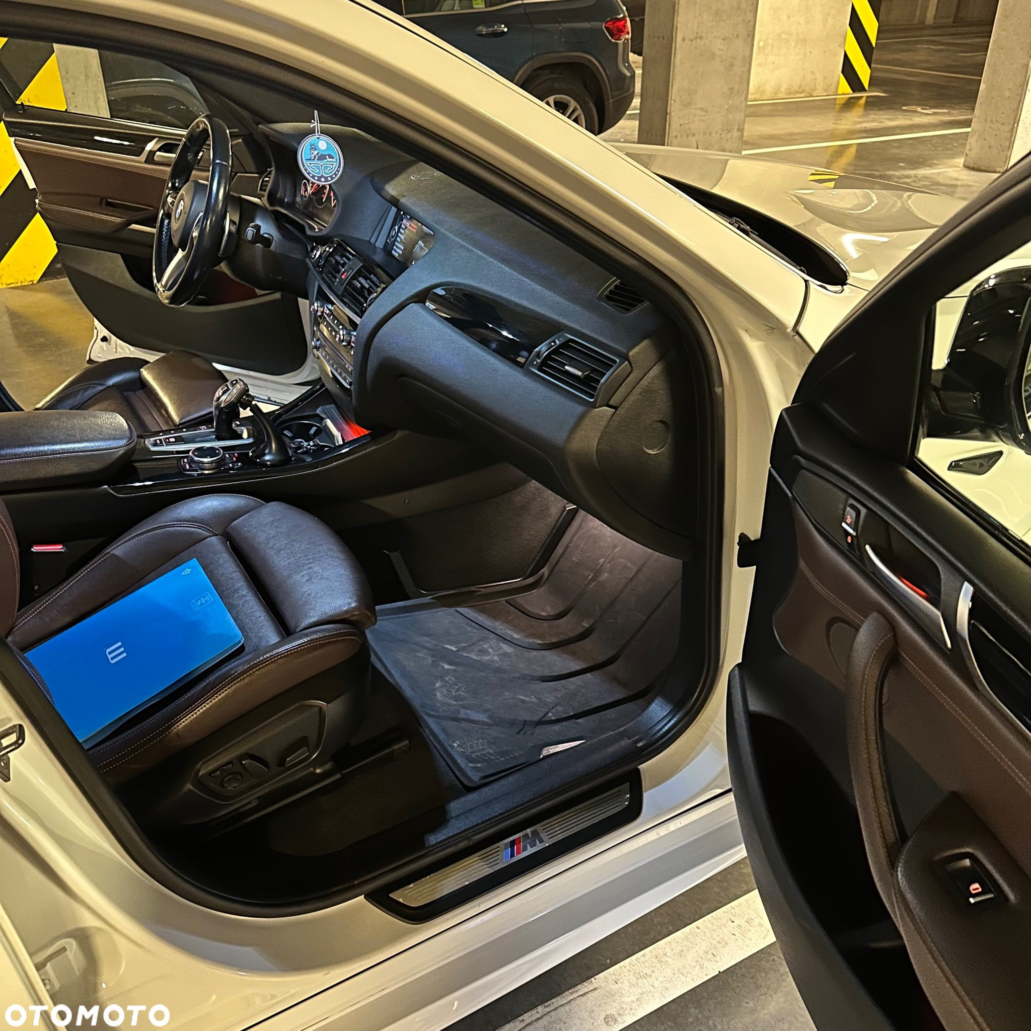 BMW X4 xDrive35i - 10