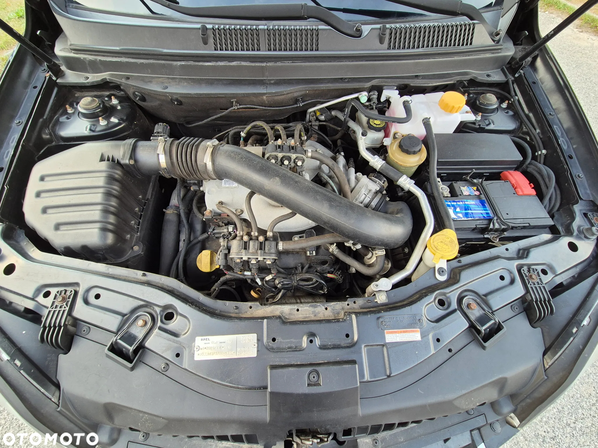Opel Antara 3.2 V6 4x4 Cosmo - 25