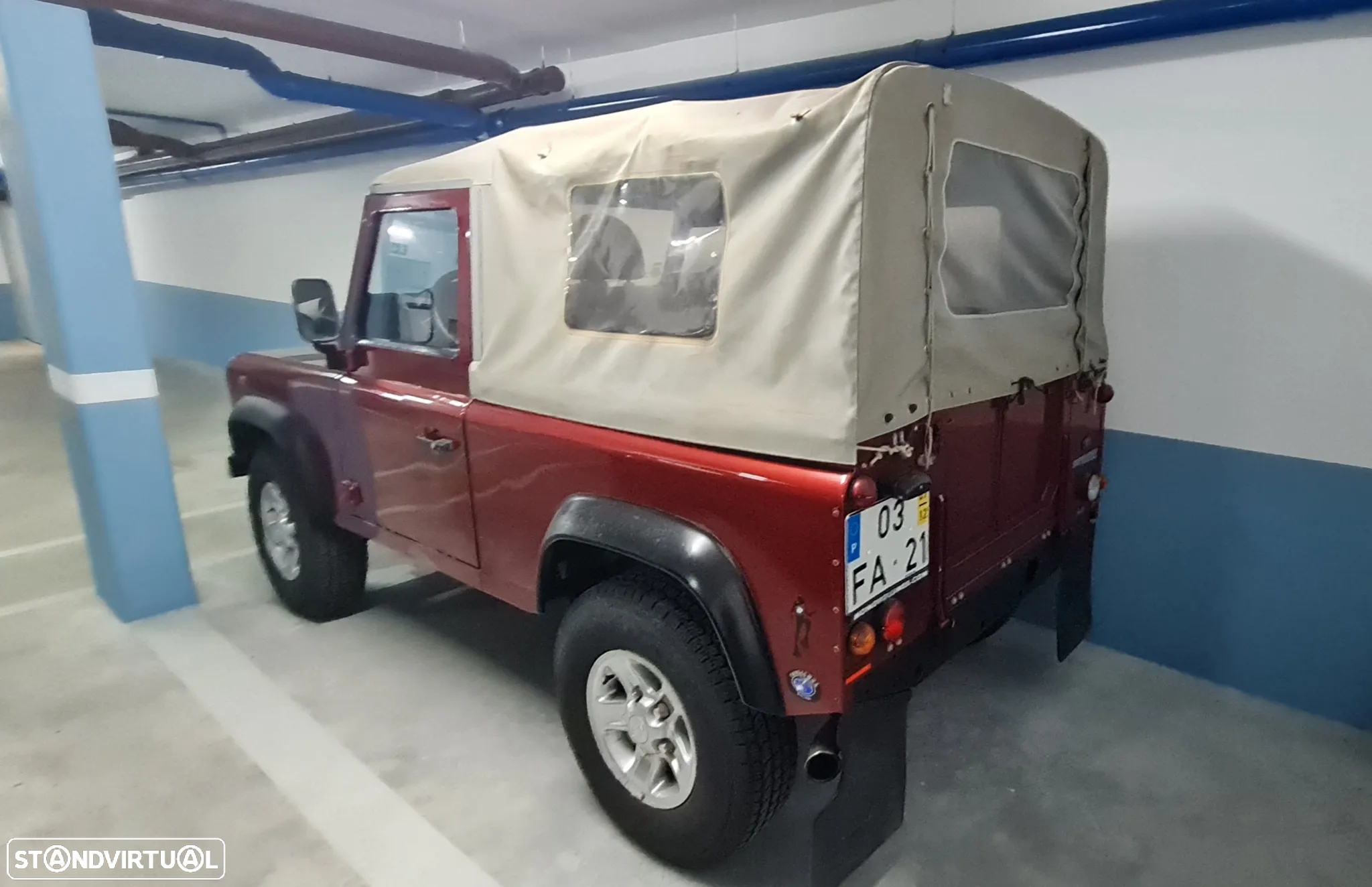 Land Rover Defender 90 SW 2.4 CRD S - 4