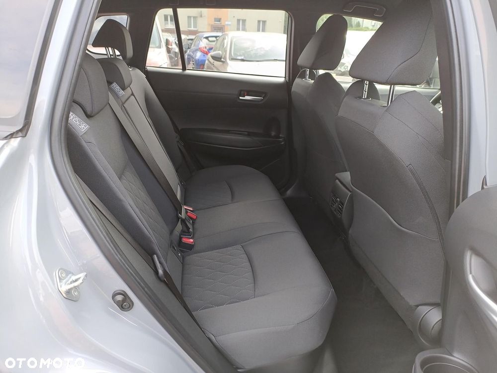 Toyota Corolla Cross 2.0 Hybrid Style AWD - 16