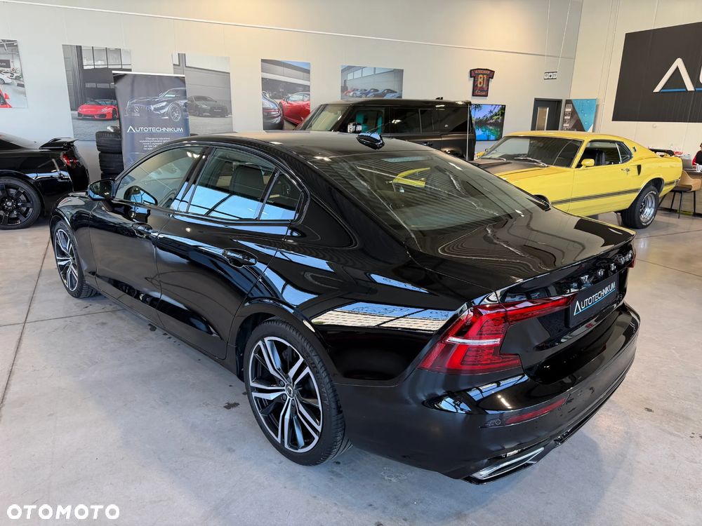 Volvo S60 T4 R-Design - 9