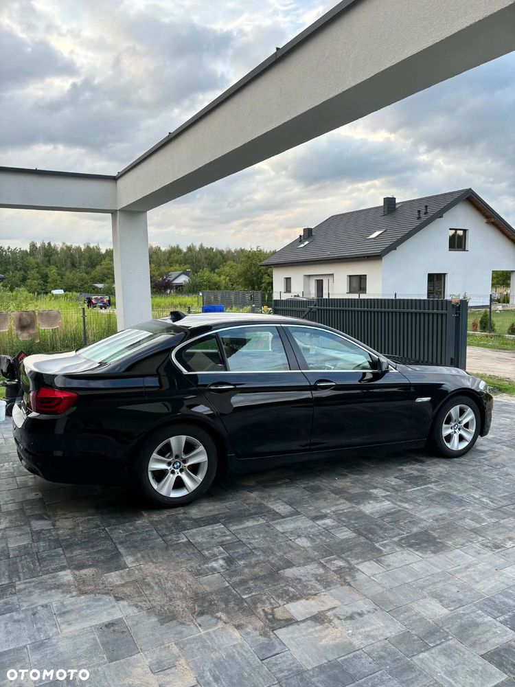 BMW Seria 5 520d - 4