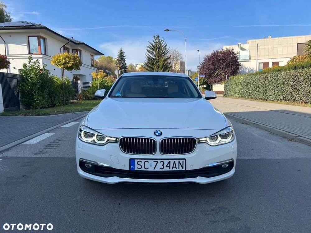 BMW Seria 3 318i Luxury Line - 2