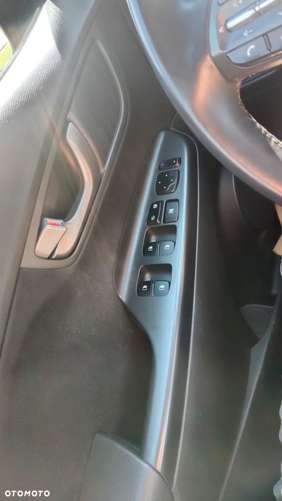 Hyundai Kona 1.6 CRDi Comfort - 23