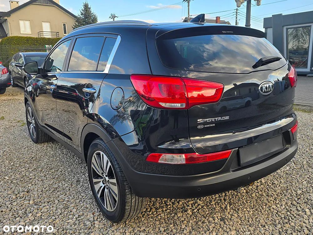 Kia Sportage 1.7 CRDI 2WD ISG Dream-Team Edition - 9