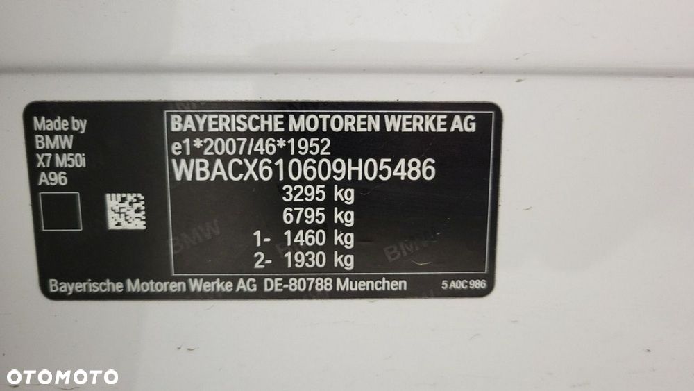 BMW X7 M50i sport - 34
