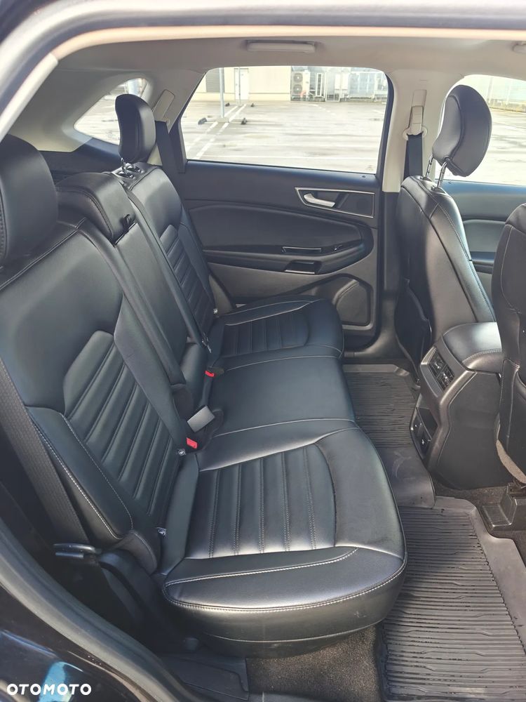 Ford Edge - 10