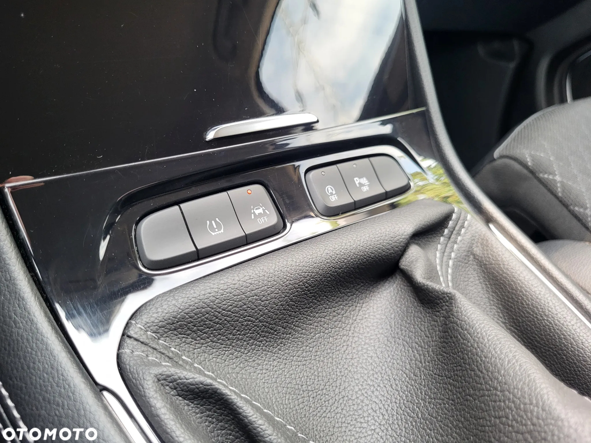 Opel Grandland X 1.6 D Start/Stop Dynamic - 26