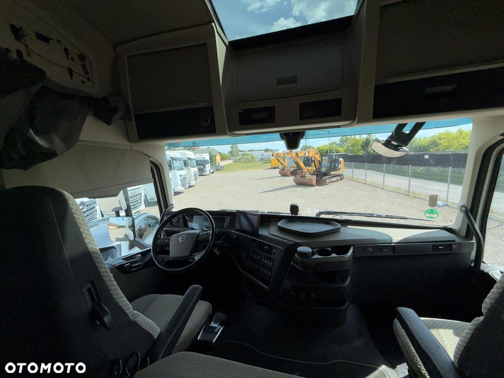 Volvo FH500 NOWY MODEL GLOBETROTTER XL E6 KLIMA SPROWADZONY - 33