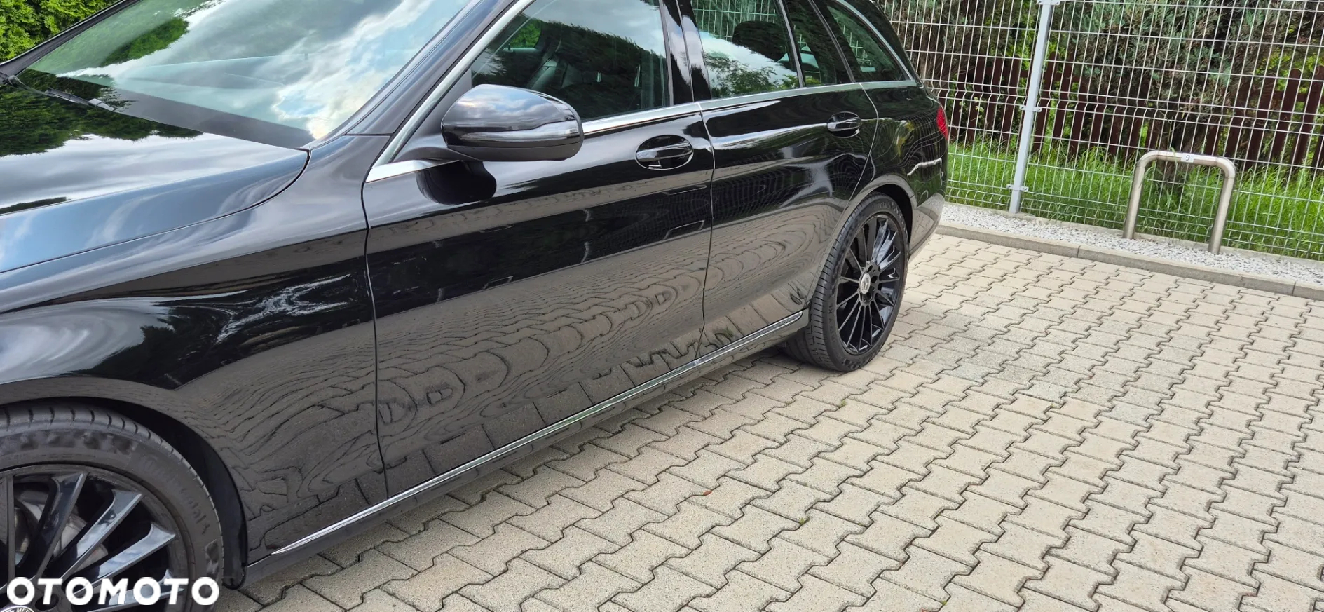 Mercedes-Benz Klasa C 300 d T 9G-TRONIC Avantgarde - 14