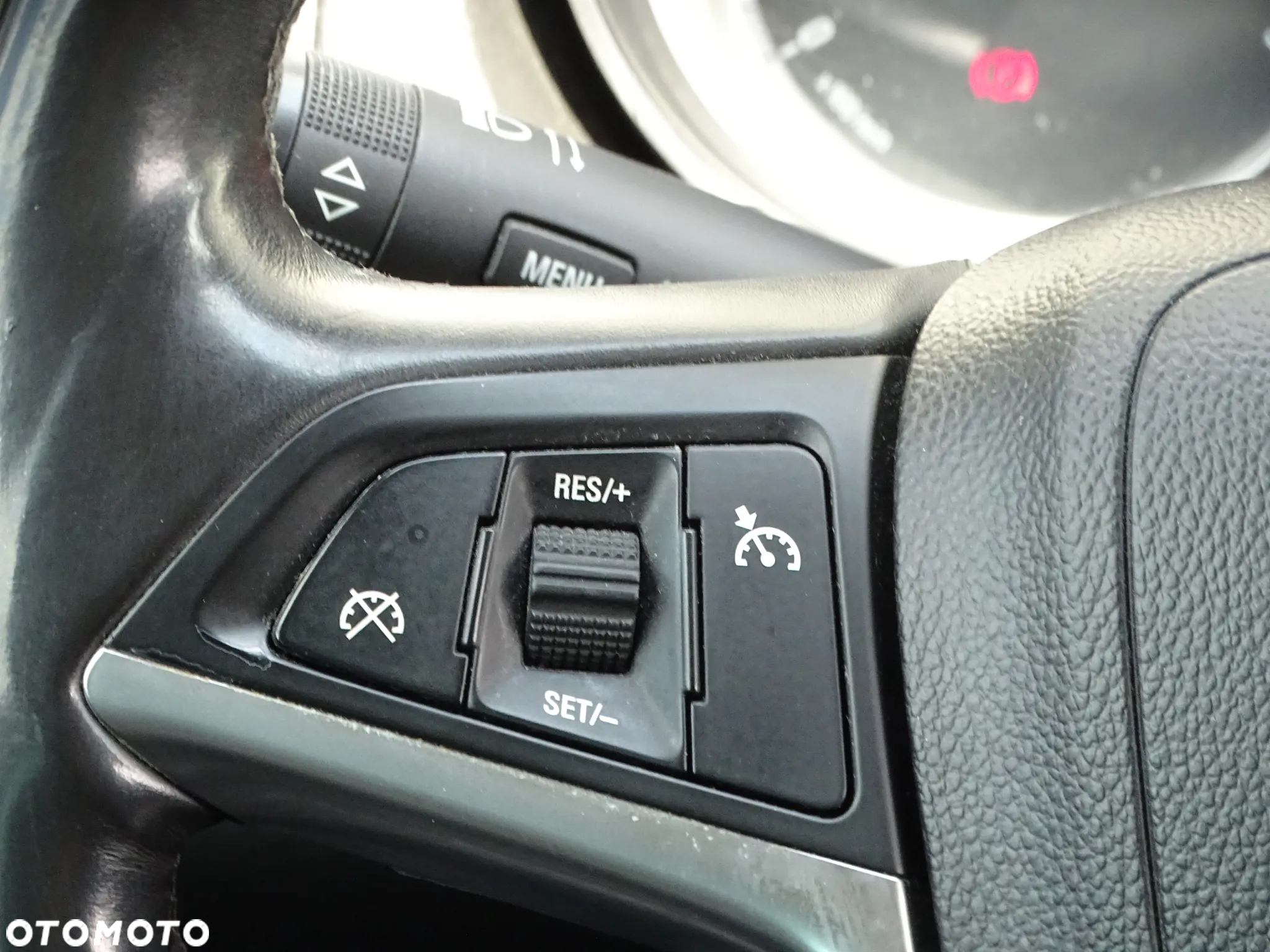 Opel Insignia 2.0 CDTI Cosmo - 13
