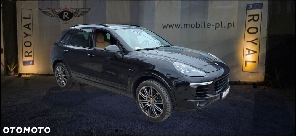Porsche Cayenne - 1