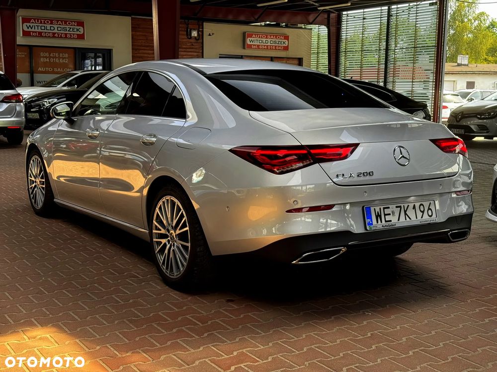 Mercedes-Benz CLA 200 Progressive 7G-DCT - 5
