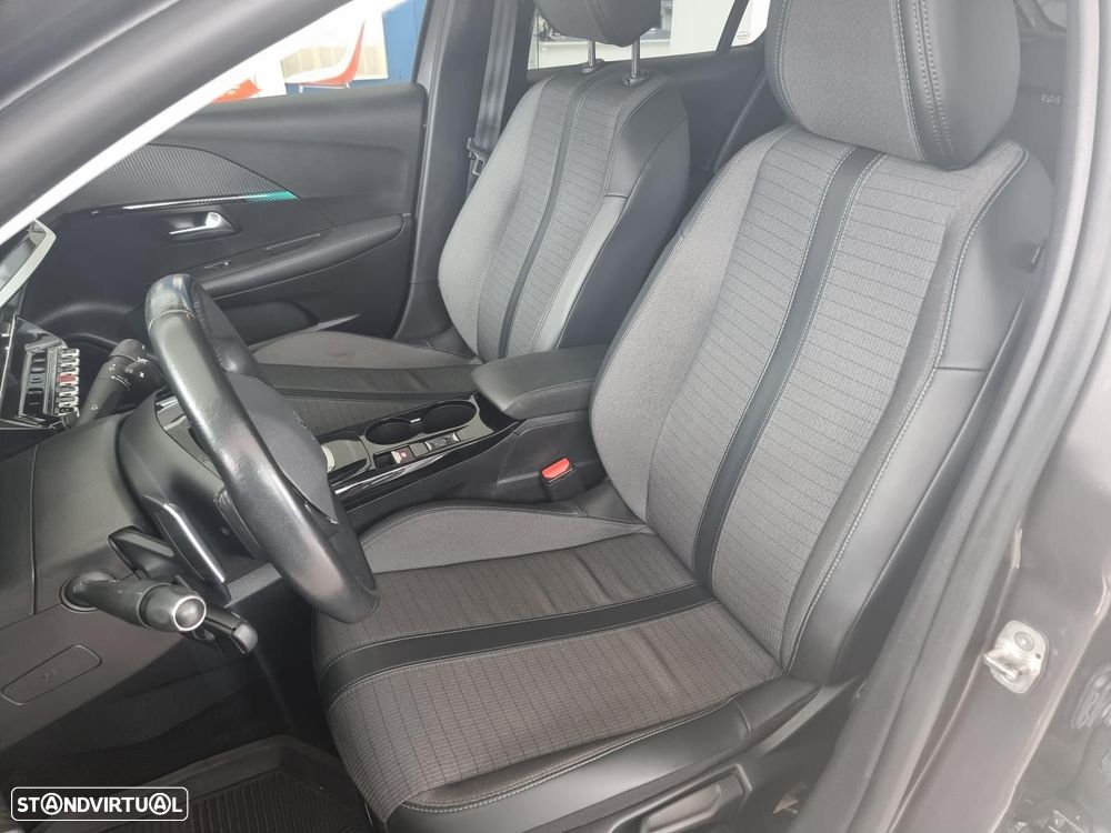 Peugeot 208 1.2 PureTech Allure Pack EAT8 - 12