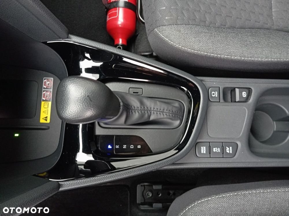 Toyota Yaris Cross Hybrid 1.5 Style - 24