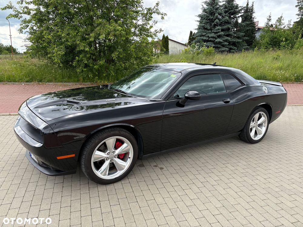 Dodge Challenger - 7