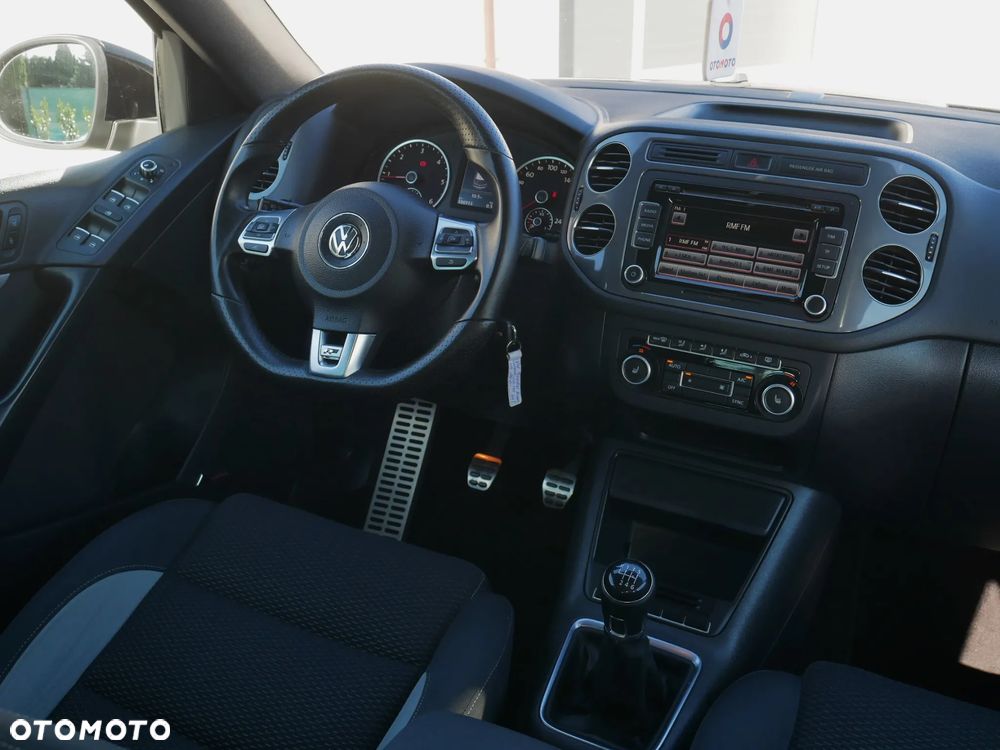 Volkswagen Tiguan 2.0 TDI 4Mot R-Style - 24