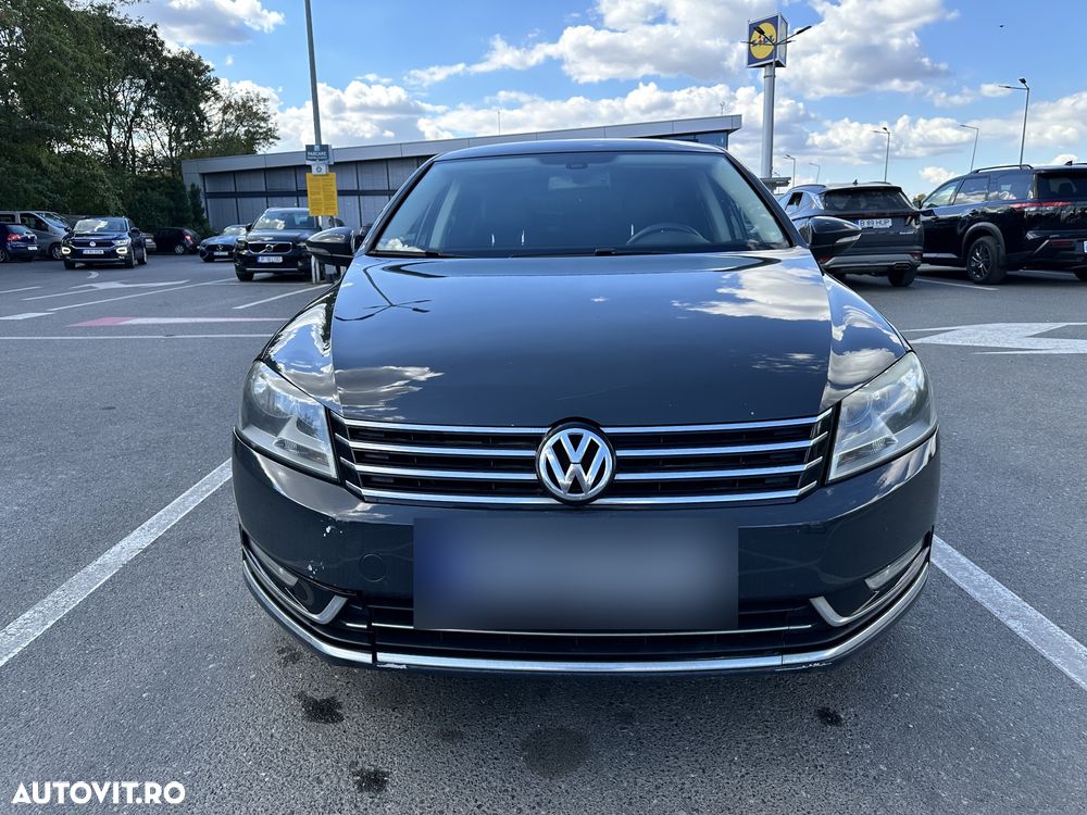 VOLKSWAGEN Passat 2011 — imagine 17