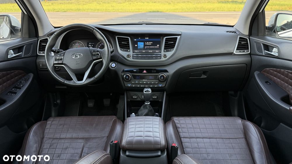 Hyundai Tucson 2.0 CRDi 4WD Passion - 24