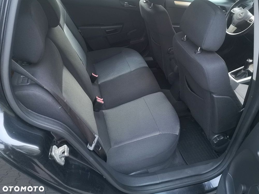 Opel Astra - 21