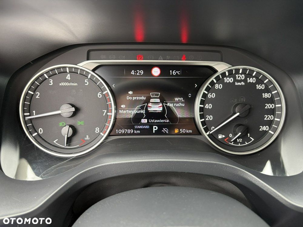 Nissan Qashqai - 25
