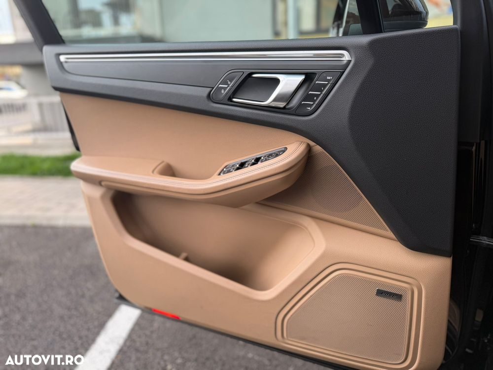 Porsche Macan Standard - 11