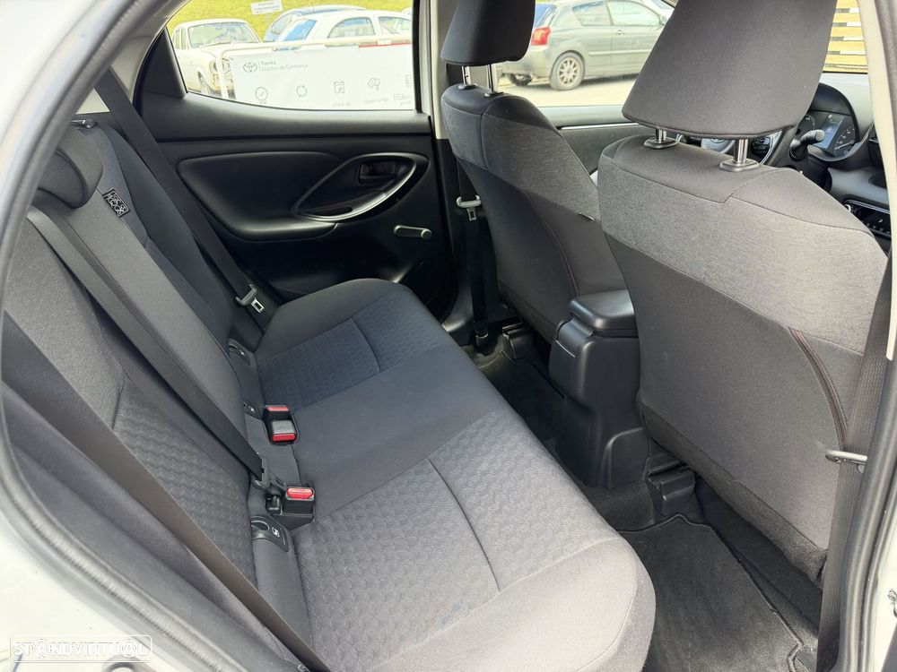 Toyota Yaris - 18