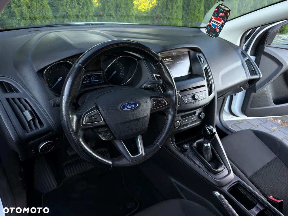 Ford Focus - 13