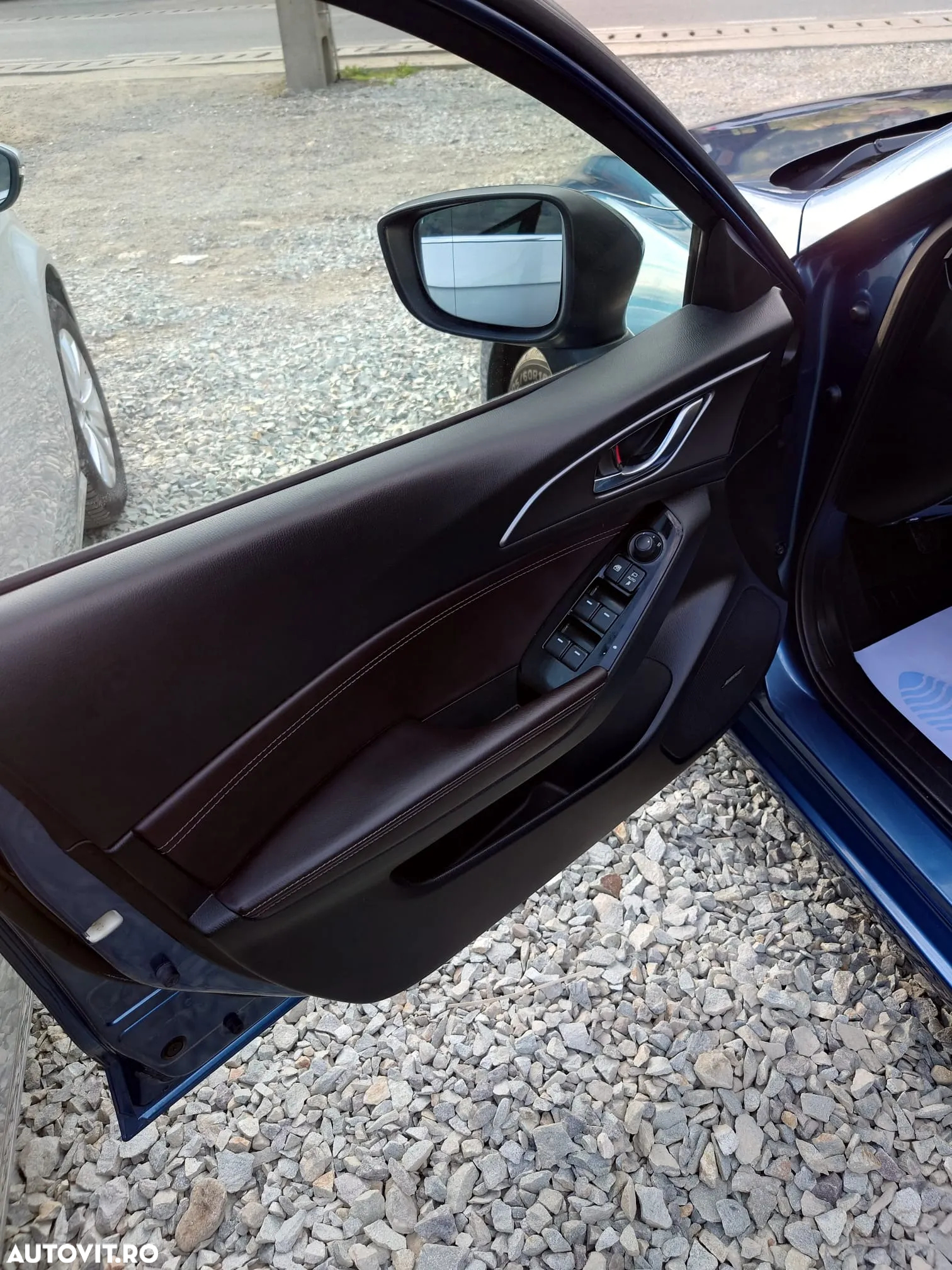 Mazda 3 SKYACTIV-D 150 Black Limited - 11
