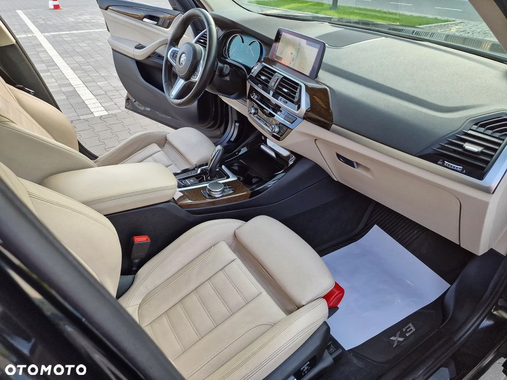 BMW X3 xDrive20d Business Edition - 7