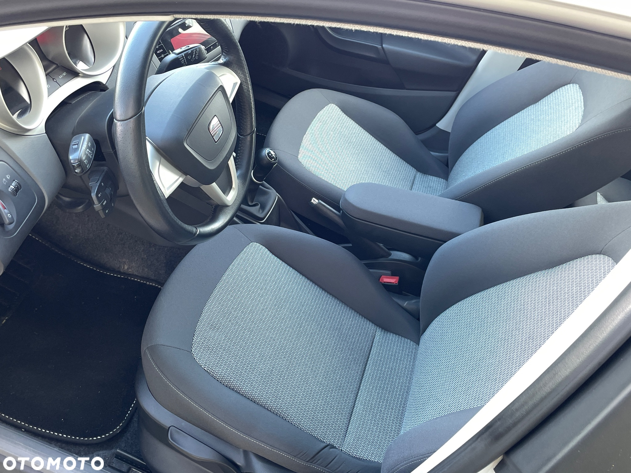 Seat Ibiza 1.4 16V Comfort Edition - 18