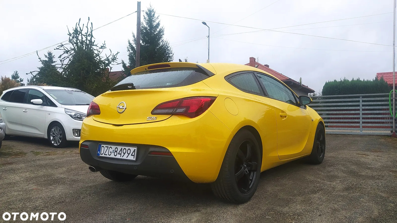 Opel Astra GTC 1.6 Turbo Edition - 15