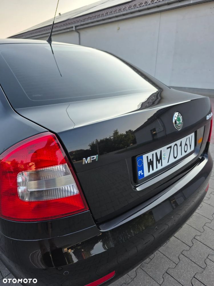 Skoda Octavia 1.6 Elegance - 7