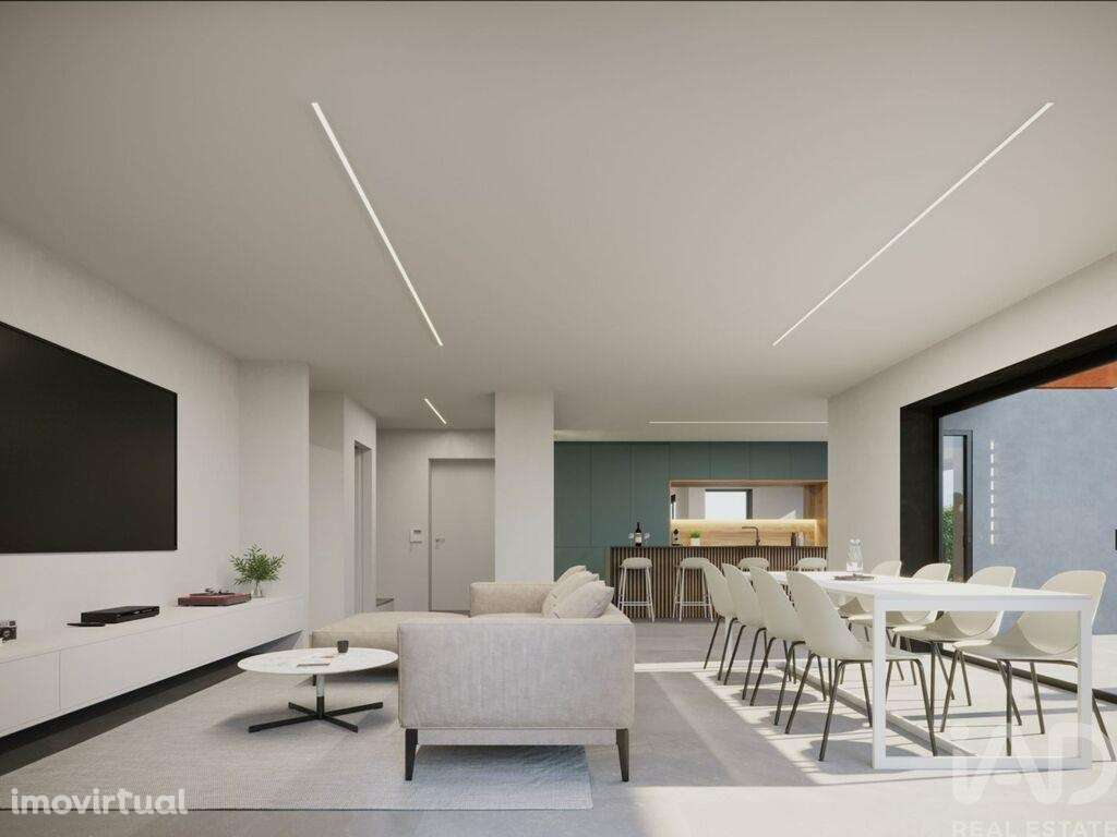 Casa / Villa T4 em Charneca De Caparica E Sobreda de 146,00 m2 - Grande imagem: 4/25