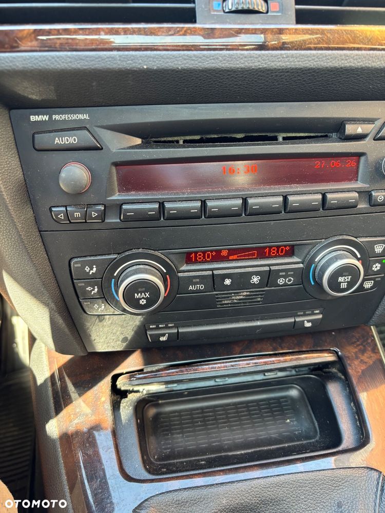 BMW Seria 3 325i - 31