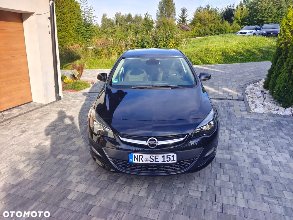 Opel Astra 1.4 T Cosmo - 12